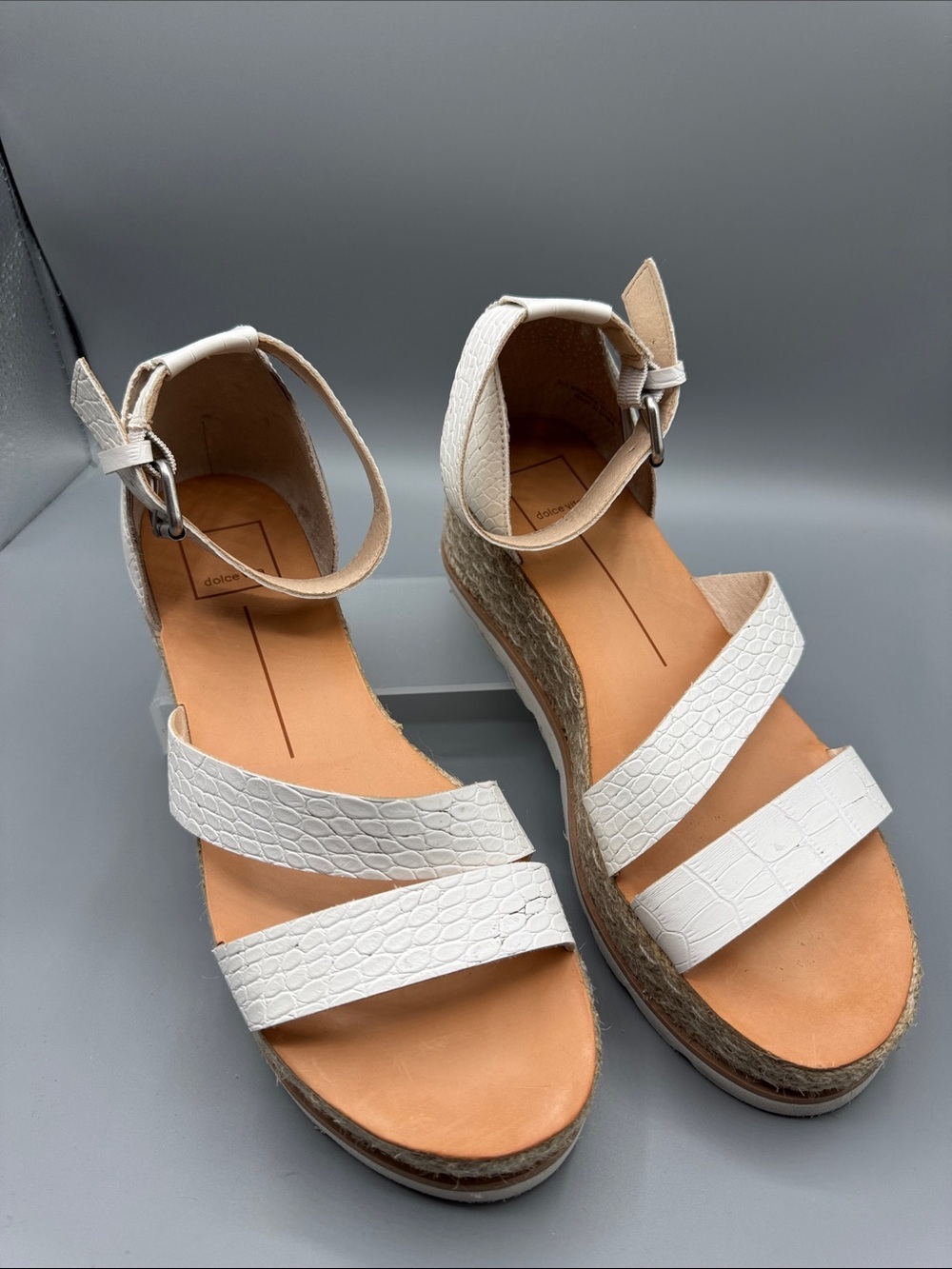 Dolce Vita White Croc-Embossed Espadrille Wedge Sandals, size 8
